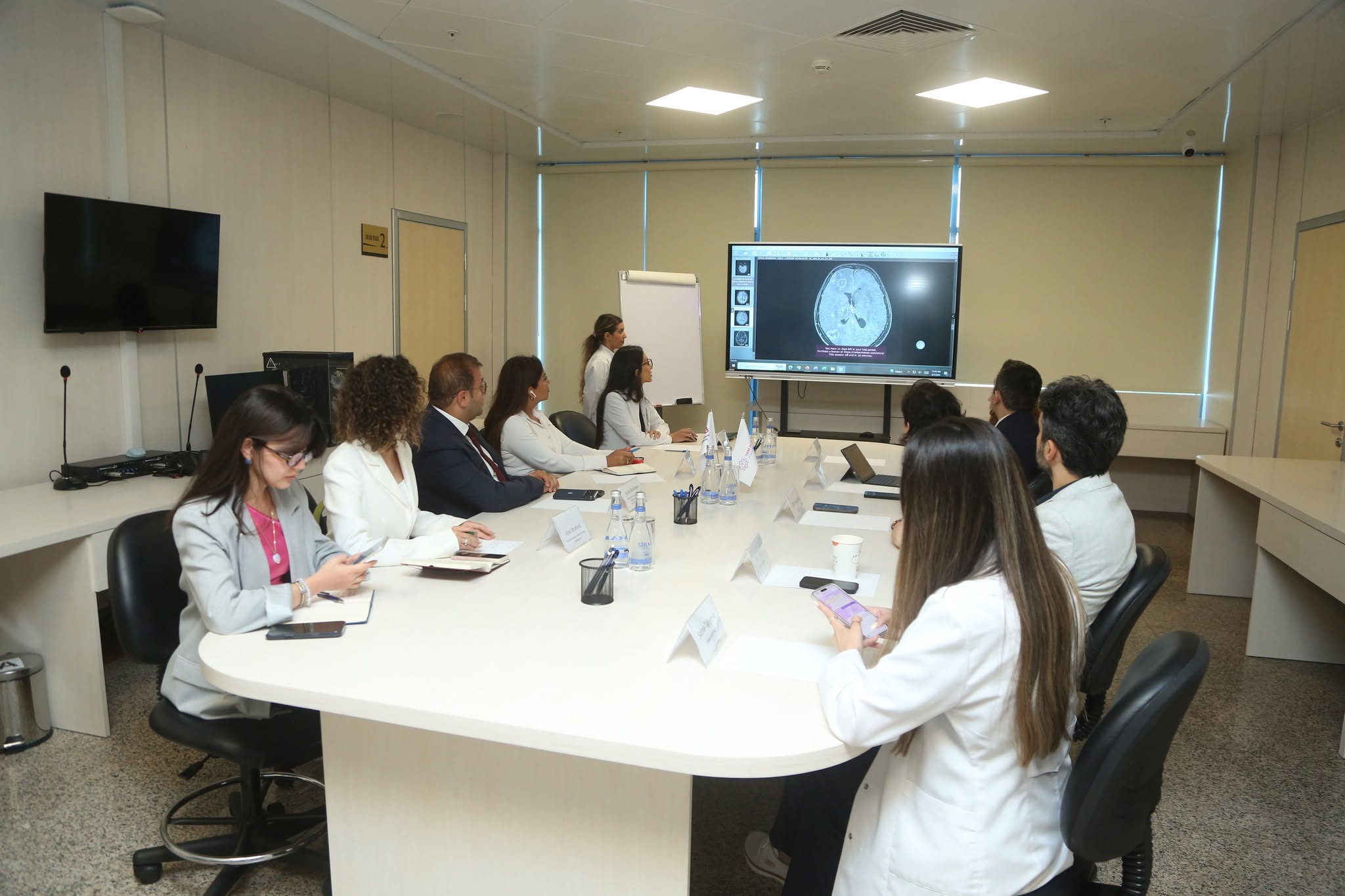 Yeni Klinikada qabaqcıl Avropa tibbi təcrübəsinin tətbiqi imkanları müzakirə olunub