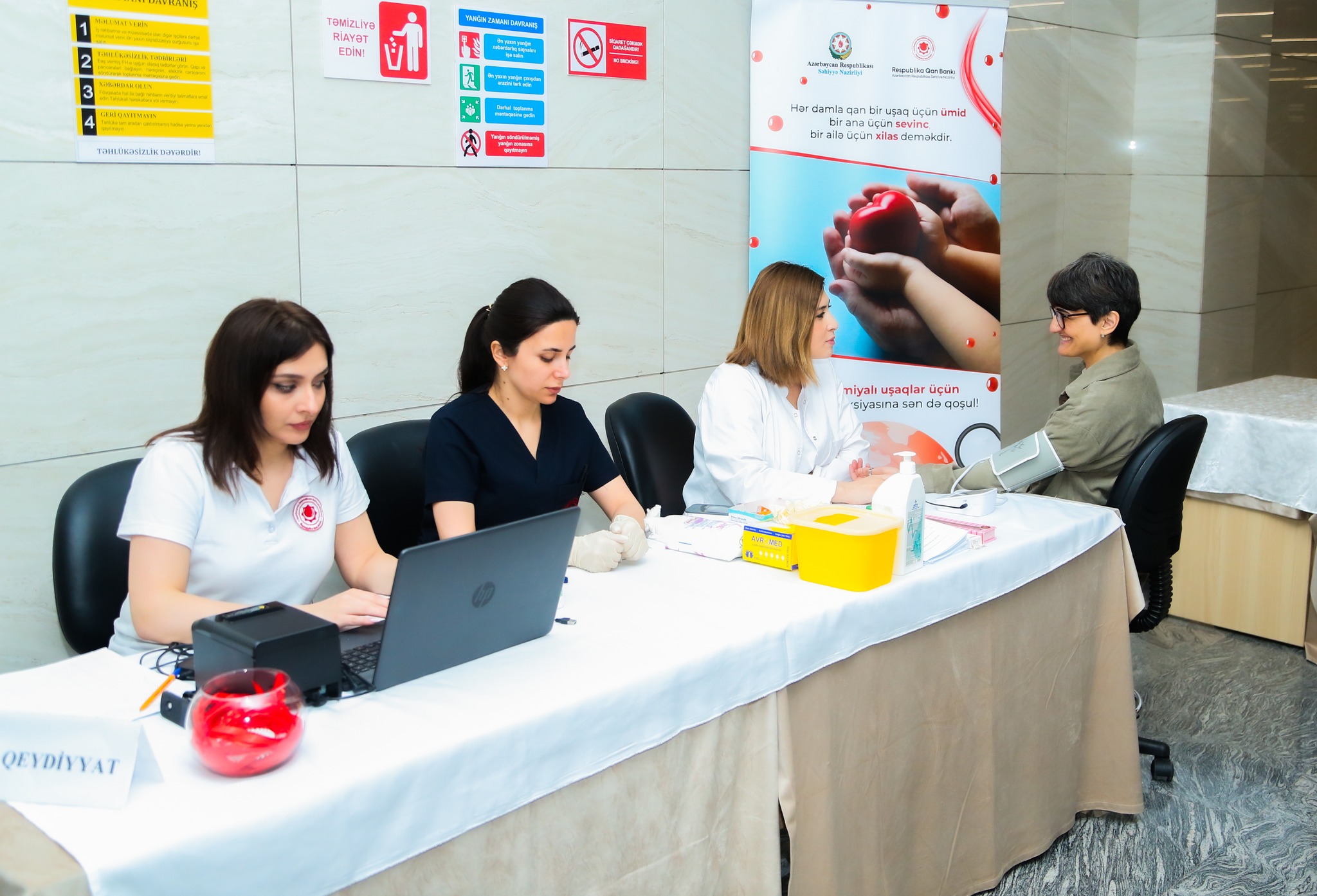 Yeni Klinikada qanvermə aksiyası keçirilib