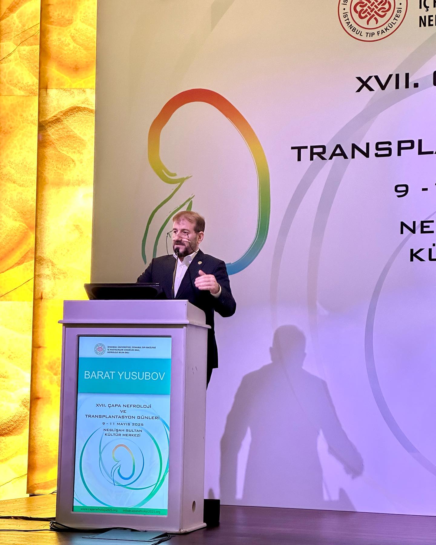 Yeni Klinikanın direktoru Türkiyədə beynəlxalq elmi tədbirdə çıxış edib